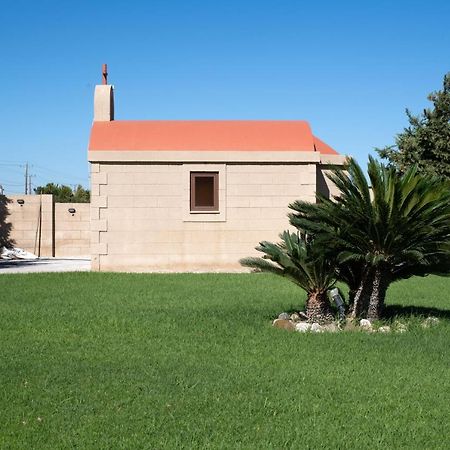 Southrock Villas ラクハニア エクステリア 写真