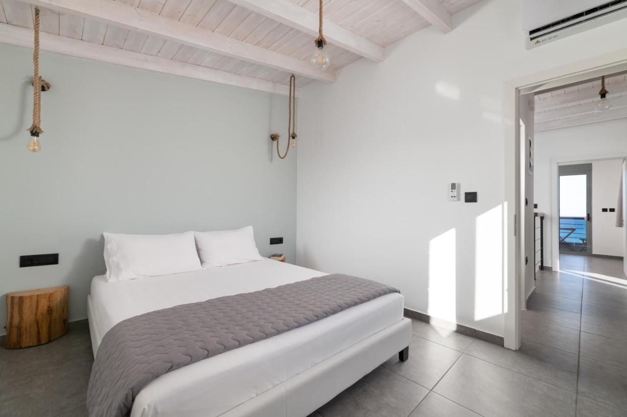 Southrock Villas ラクハニア エクステリア 写真