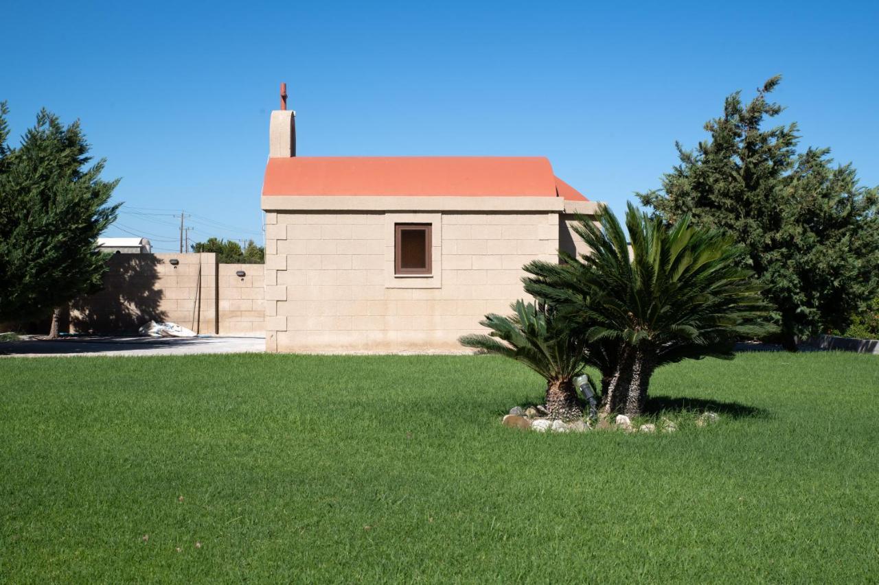 Southrock Villas ラクハニア エクステリア 写真